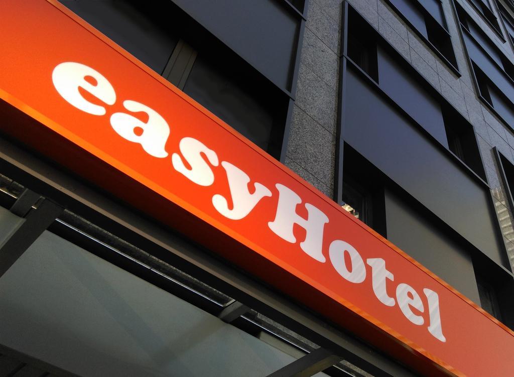 Easyhotel Frankfurt City Center Francfort-sur-le-Main Extérieur photo