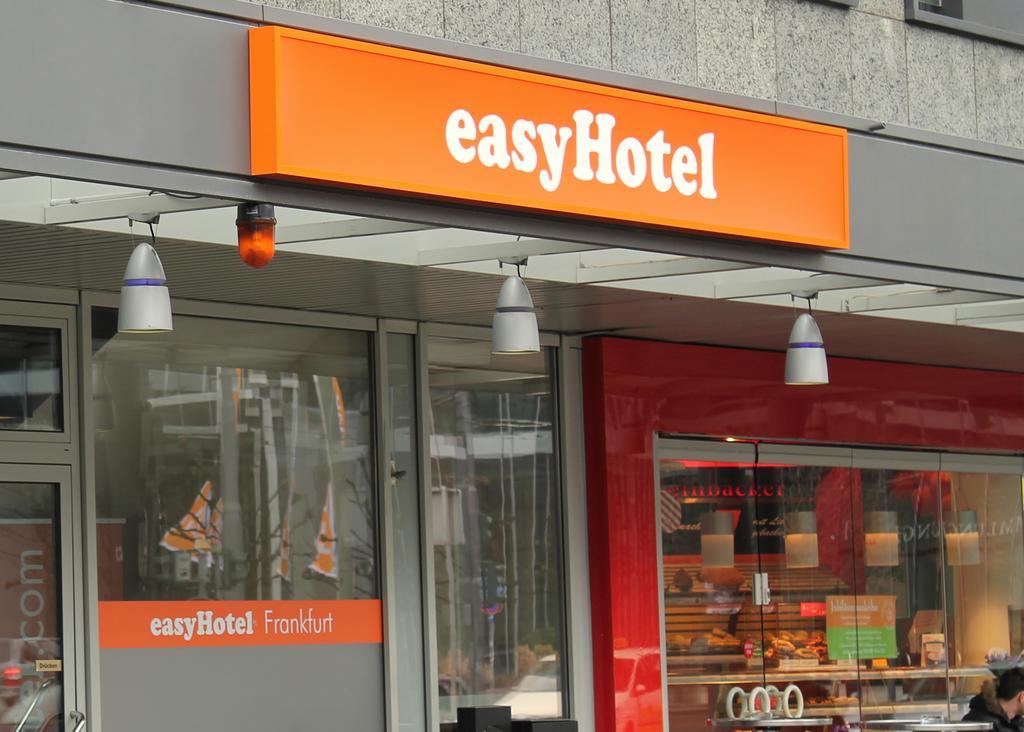 Easyhotel Frankfurt City Center Francfort-sur-le-Main Extérieur photo